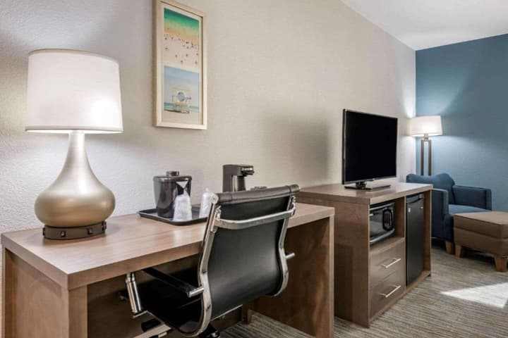 Comfort Inn & Suites Downtown Brickell - Port of Miami