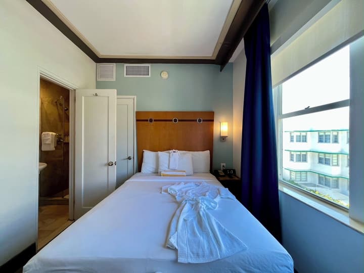 Majestic Hotel South Beach