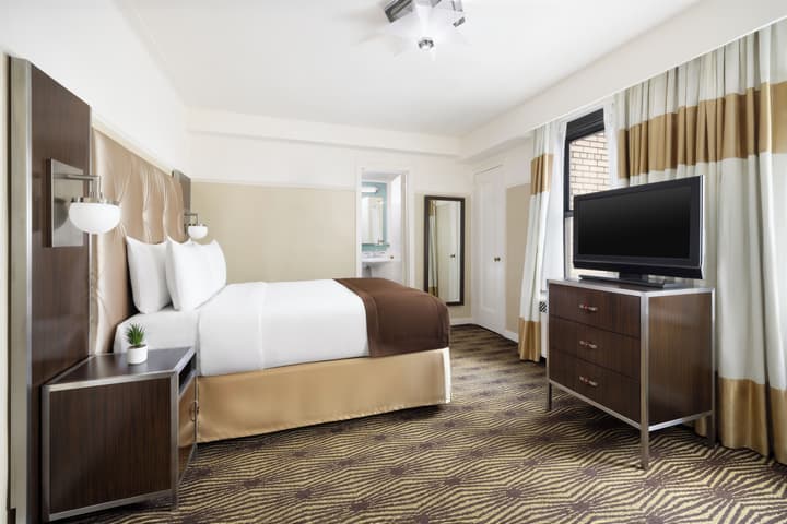 NEW YORKER BY LOTTE HOTELS