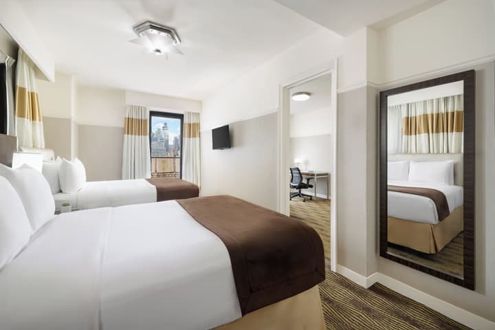NEW YORKER BY LOTTE HOTELS