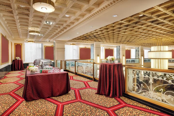 NEW YORKER BY LOTTE HOTELS
