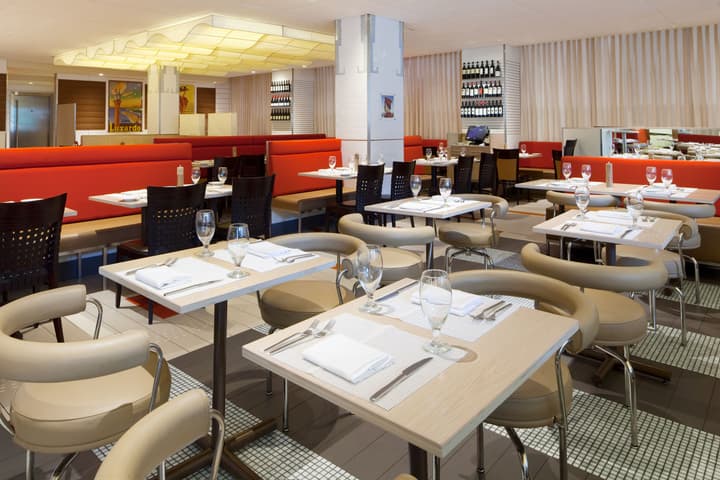 NEW YORKER BY LOTTE HOTELS