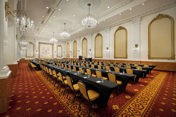 NEW YORKER BY LOTTE HOTELS