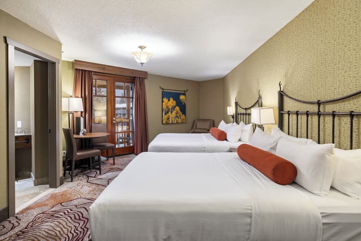 Banff Caribou Lodge and Spa