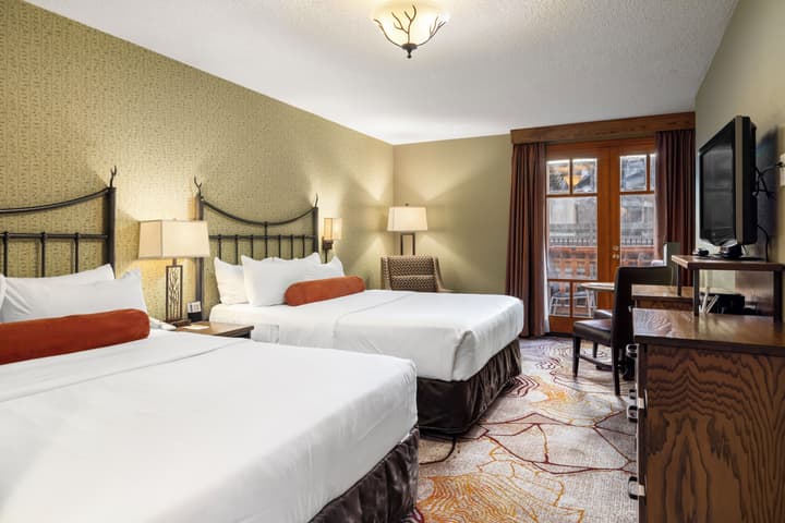 Banff Caribou Lodge and Spa