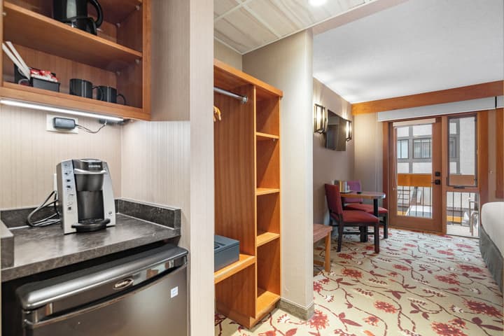 Banff Ptarmigan Inn