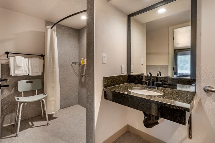 voco Kissimmee Orlando by IHG