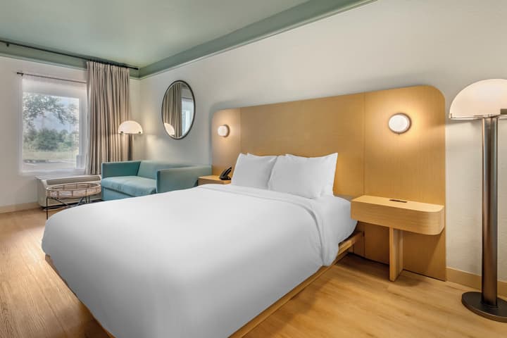 voco Kissimmee Orlando by IHG
