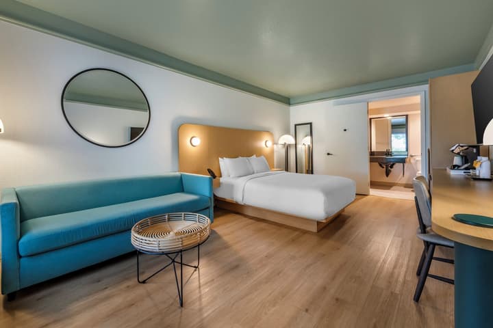 voco Kissimmee Orlando by IHG