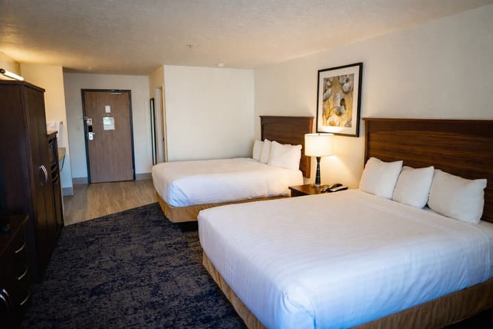 Crystal Inn Hotel & Suites Salt Lake City