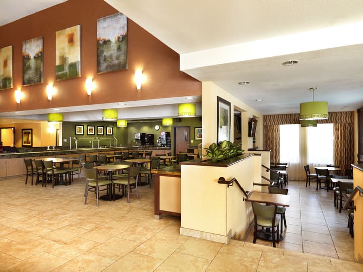 Crystal Inn Hotel & Suites Salt Lake City