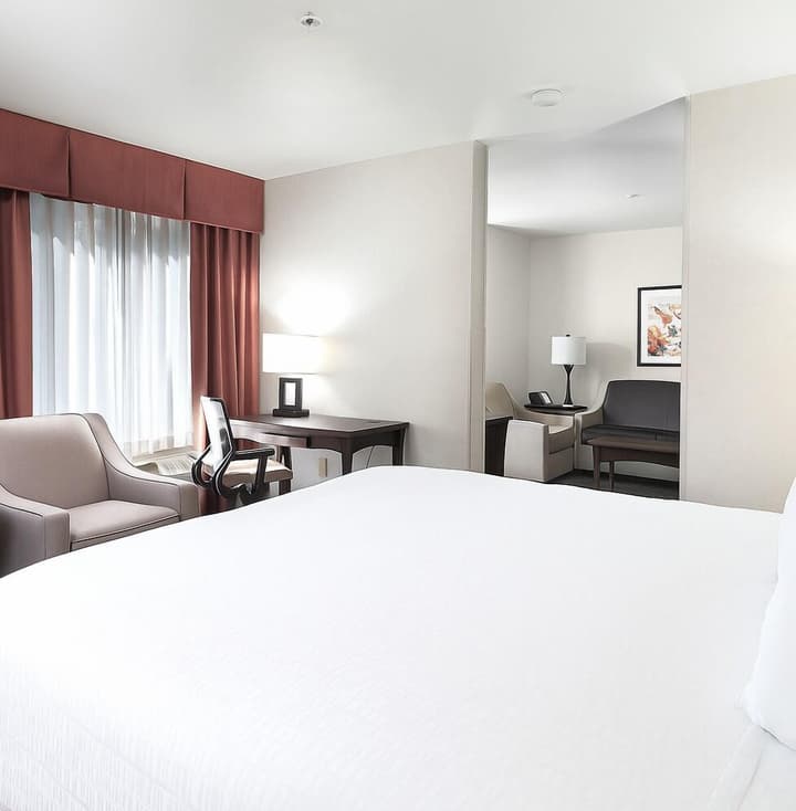Crystal Inn Hotel & Suites Salt Lake City