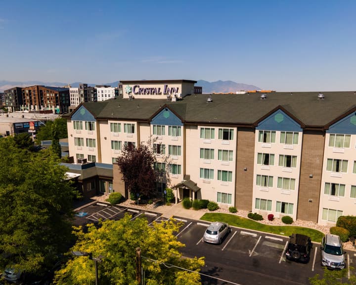 Crystal Inn Hotel & Suites Salt Lake City