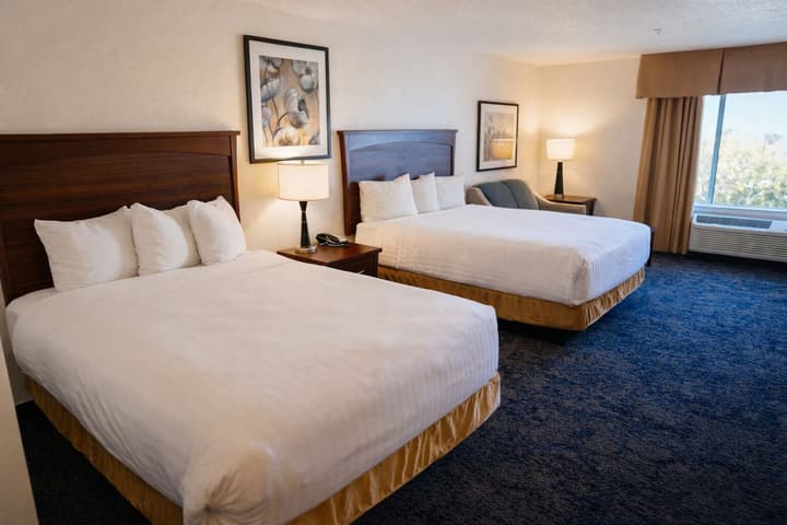 Crystal Inn Hotel & Suites Salt Lake City
