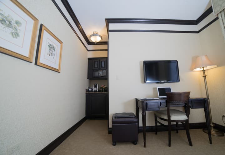The Lucerne Hotel