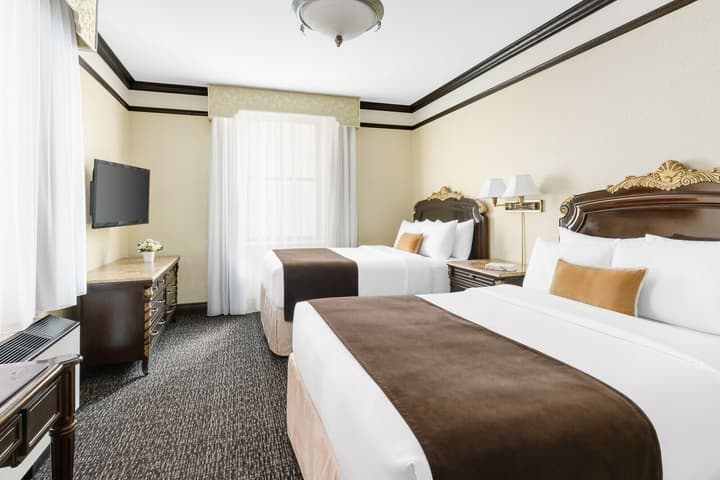 The Lucerne Hotel