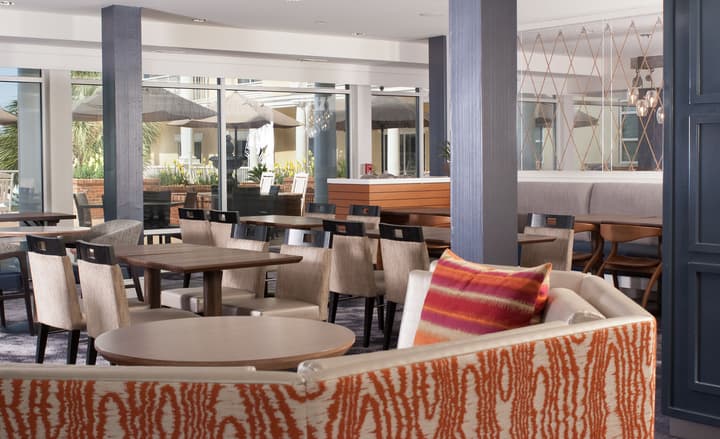 Courtyard Charleston Waterfront by Marriott
