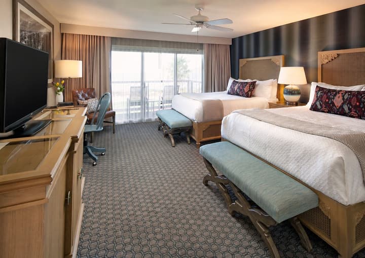 Spyglass Inn