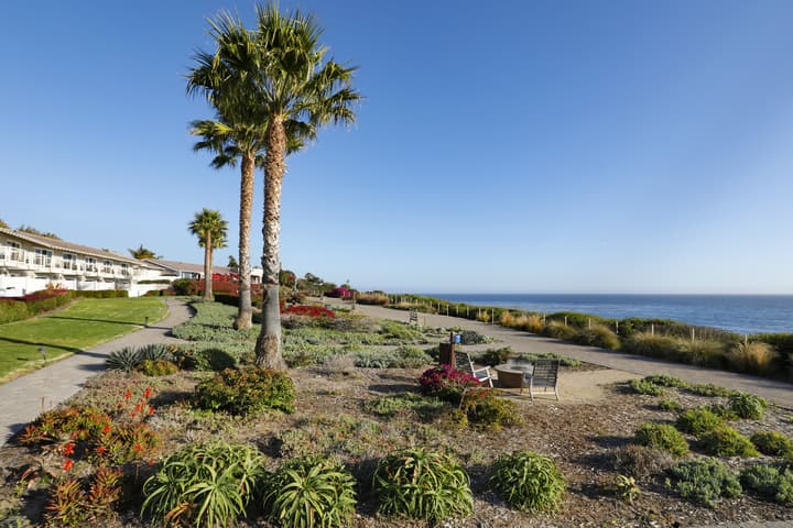 Spyglass Inn