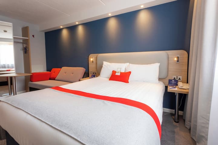 Holiday Inn Express Glasgow City Theatreland by IHG