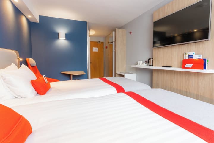 Holiday Inn Express Glasgow City Theatreland by IHG
