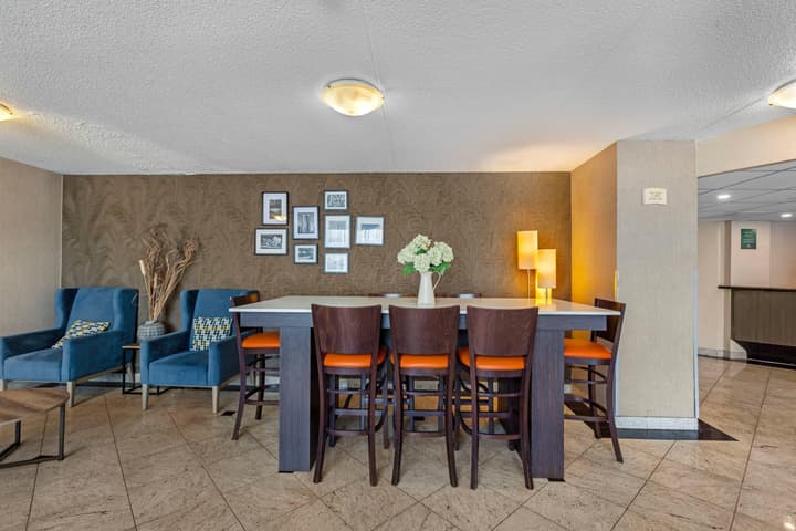 Quality Inn & Suites - Toronto West
