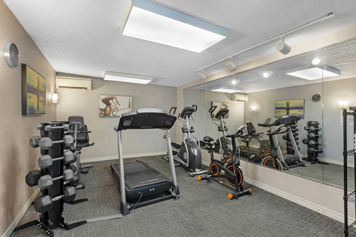 Quality Inn & Suites - Toronto West