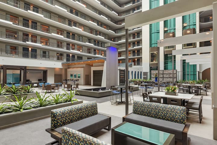 Embassy Suites by Hilton Miami International Airport