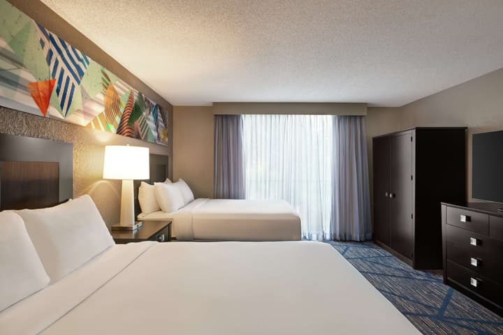 Embassy Suites by Hilton Miami International Airport