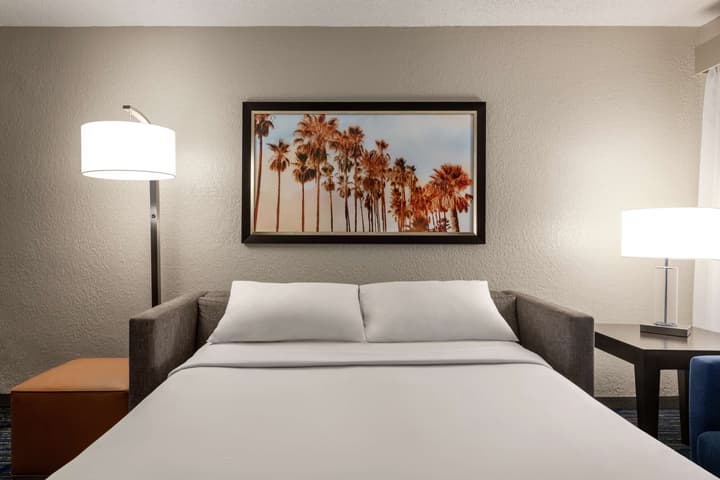 Embassy Suites by Hilton Miami International Airport