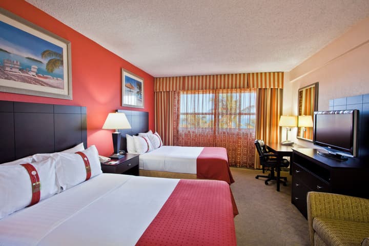 Holiday Inn Miami Beach - Oceanfront by IHG