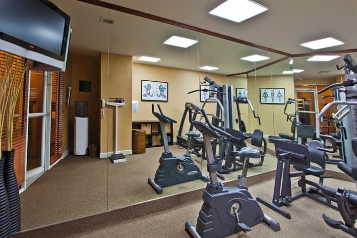 Holiday Inn Miami Beach - Oceanfront by IHG