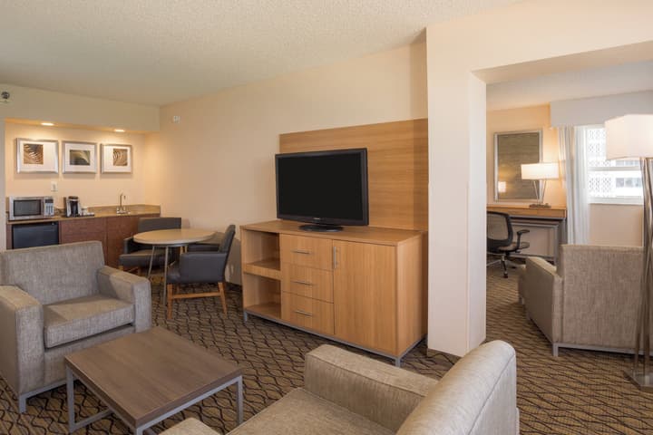 Holiday Inn Miami Beach - Oceanfront by IHG