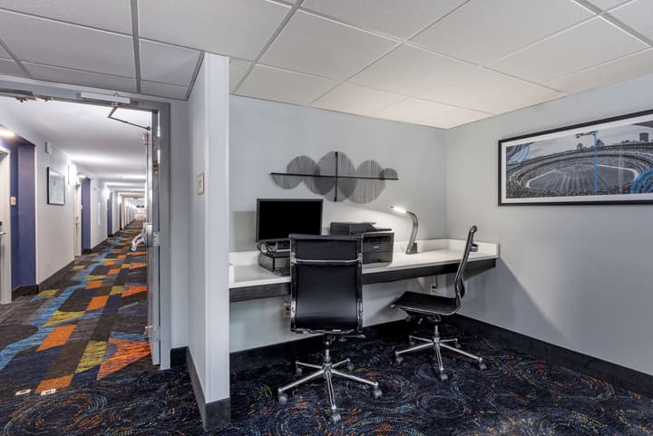 Best Western Plus St. Louis West-Westport