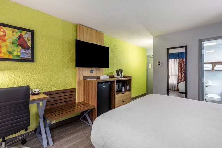 Best Western Plus St. Louis West-Westport