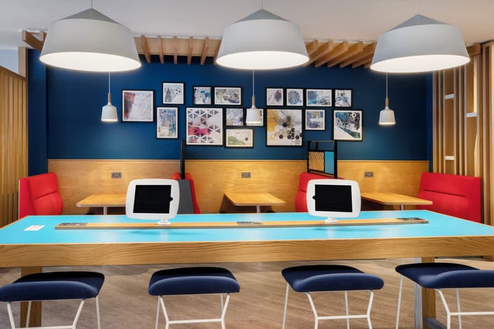 Holiday Inn Express Belfast City by IHG