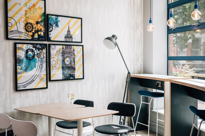 Holiday Inn Express Belfast City by IHG