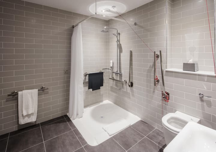Holiday Inn Express Belfast City by IHG