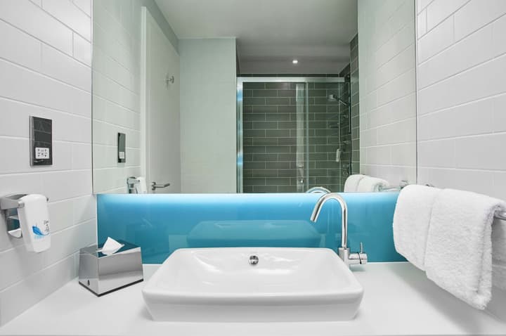 Holiday Inn Express Belfast City by IHG