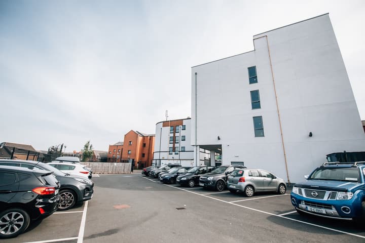 Holiday Inn Express Belfast City by IHG
