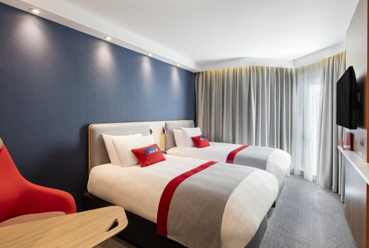 Holiday Inn Express Belfast City by IHG
