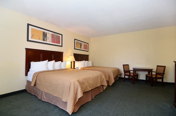 Quality Inn San Diego I-5 Naval Base