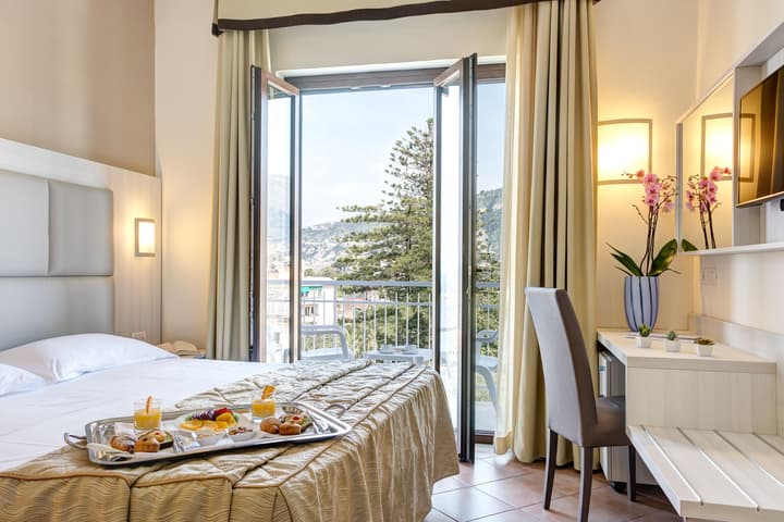 Hotel Caravel