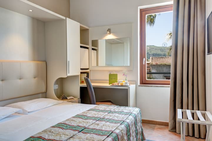 Hotel Caravel