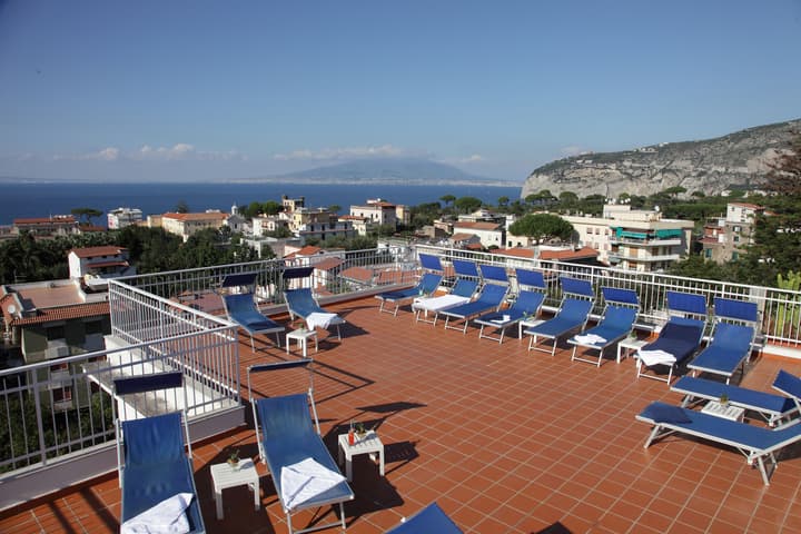 Hotel Caravel