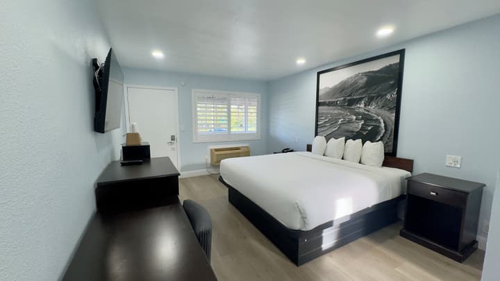 Pelican Inn Monterey