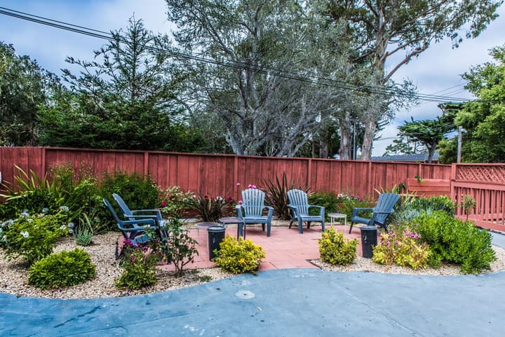 Pelican Inn Monterey