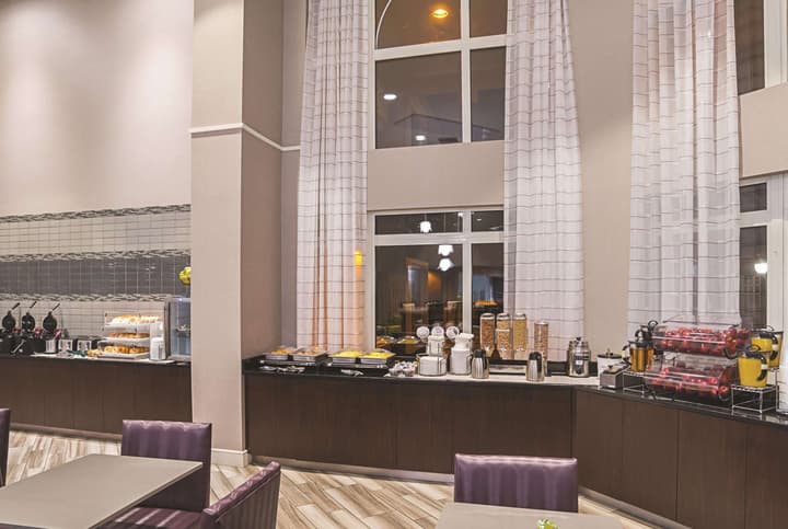 La Quinta Inn & Suites by Wyndham Flagstaff