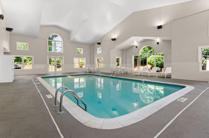 Country Inn & Suites by Radisson, Roanoke, VA