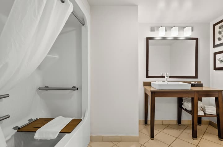 Country Inn & Suites by Radisson, Roanoke, VA